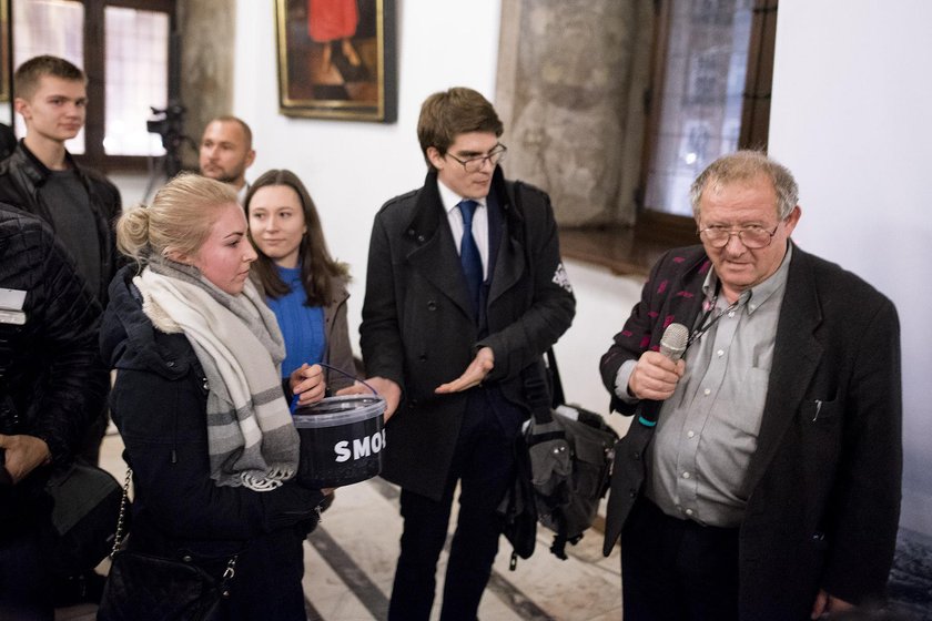 Prezydent uderzył działacza. Jest decyzja sądu