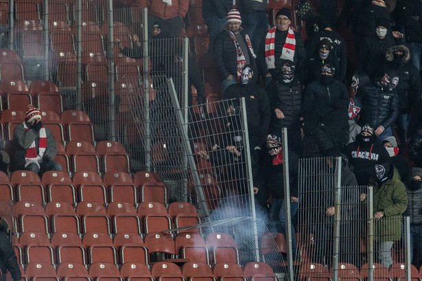 Cracovia ukarana za zachowanie kibiców podczas meczu z Pogonią