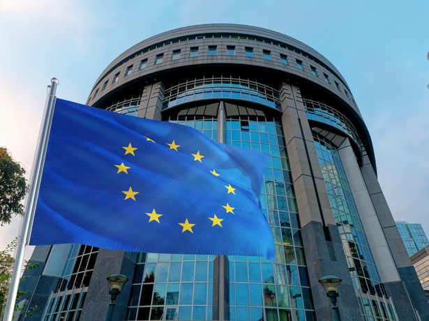 Bruksela pozostaje sceptyczna wobec postulatów ograniczania spekulacji na rynku ETS.