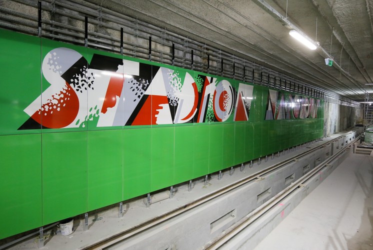 Dzień otwarty dla przedstawicieli mediów na budowie stacji metra Stadion Narodowy na centralnym odcinku II linii metra (2). Warszawa, 18.05.2014 FOT. PAP/Paweł Supernak