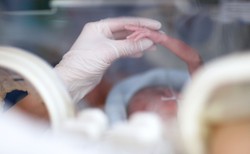 Lekarze walczą o pięcioraczki ze Zrębic