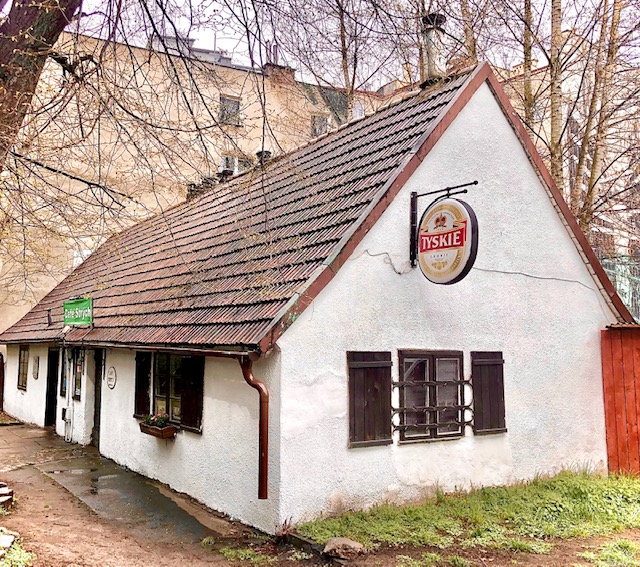 Obecnie w najstarszym zachowanym budynku mieszkalnym w Gdyni urządzona jest kawiarnia.