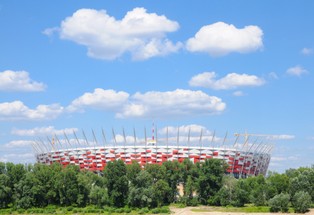 Stadion Narodowy chwali się coraz mniejszymi stratami