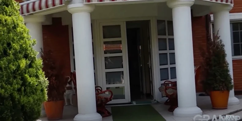 Saša Popović kuća