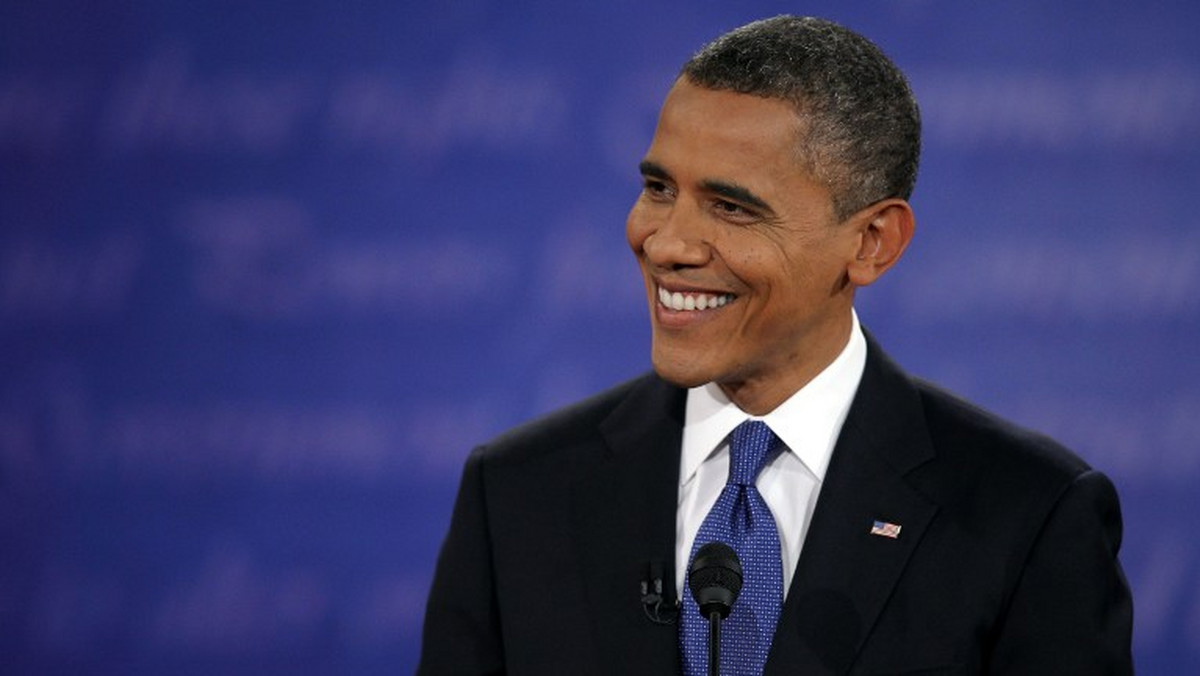 Według prognoz zaprezentowanych przez CNN, CBS i NBC wybory prezydenckie w USA wygrał Barack Obama. Może on na razie liczyć na 274 głosy elektorskie. Mitt Romney zgromadził ich 201. Demokraci triumfują także w wyborach do Senatu