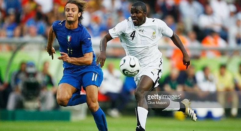 Samuel Osei Kuffour against Italy in 2006