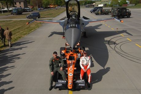 Christian Albers (NLD) Etihad Aldar Spyker Formula One Team and Captain Ralph Aarts Royal Netherlands Air Force. Spyker F8-VII vs F-16 Jet Fighter, Royal Netherlands Air Force Volkel, The Netherlands, Friday 20 April 2007.