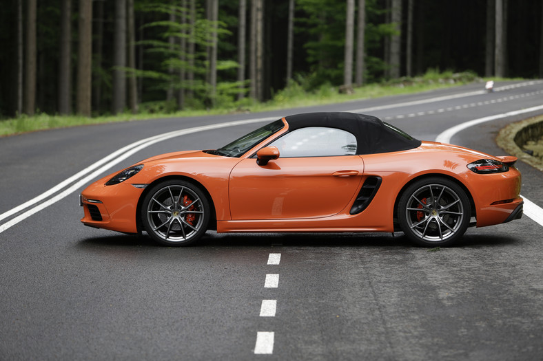 Porsche 718 Boxster S