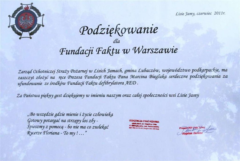 Fundacja Faktu kupiła strażakom defibrylator!