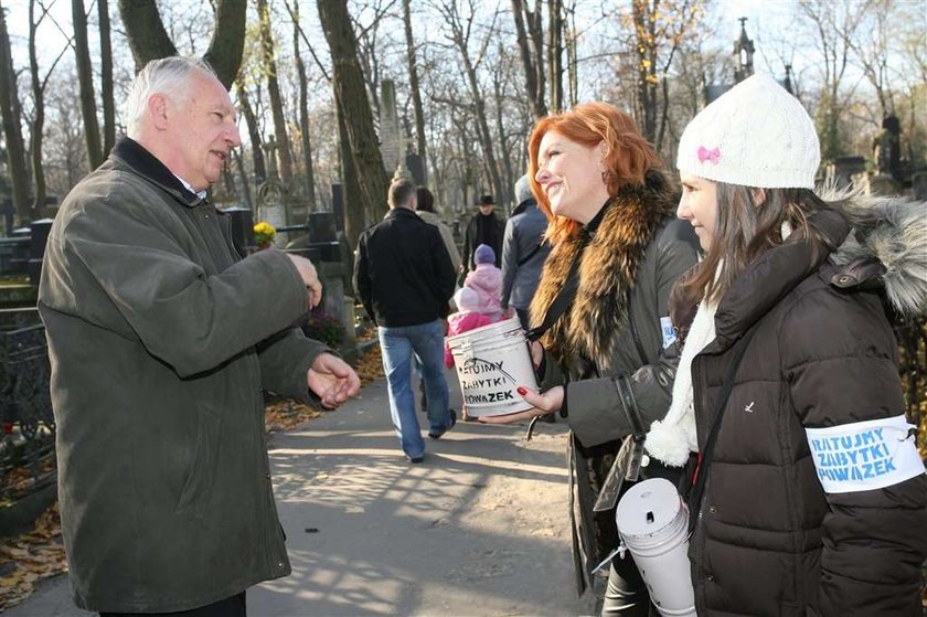 Gwiazdy na cmentarzu. W co się ubrały? FOTO