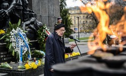 Bartoszewski o szefie FBI: Ubolewam, że padły głupie słowa