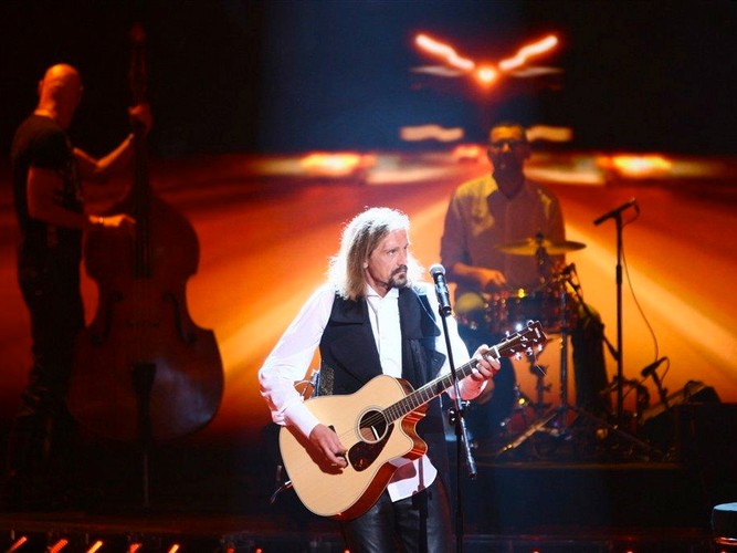 Gienek Loska i 'Can't judge book'