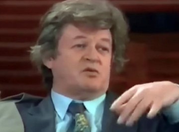 Briljirao ulogom Popare u "Srećnim ljudima", a na SAHRANU MU DOŠLO SAMO DVOJE KOLEGA: Ovo je bolna istina o poslednjim danima čuvenog glumca 