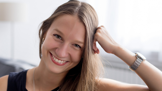 „Soha ne adjuk fel azt, amiben hiszünk”- Fülöp Bori művészete: a női lét ünneplése