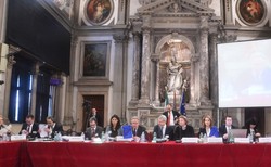 Wiceszef MSZ o opinii Komisji Weneckiej: Jest niepomyślna dla rządu