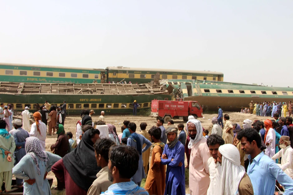 Sudar vozova u Pakistanu