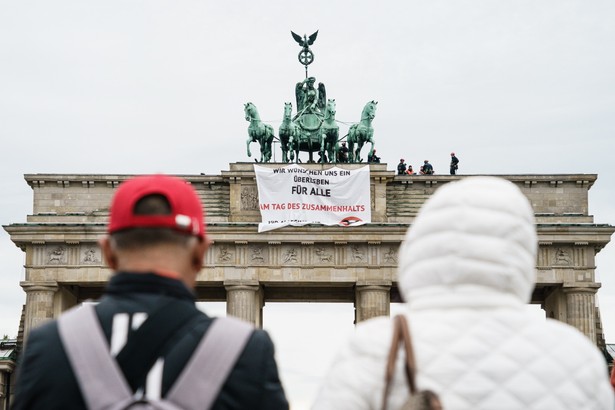 Protest na Bramie Brandenburskiej