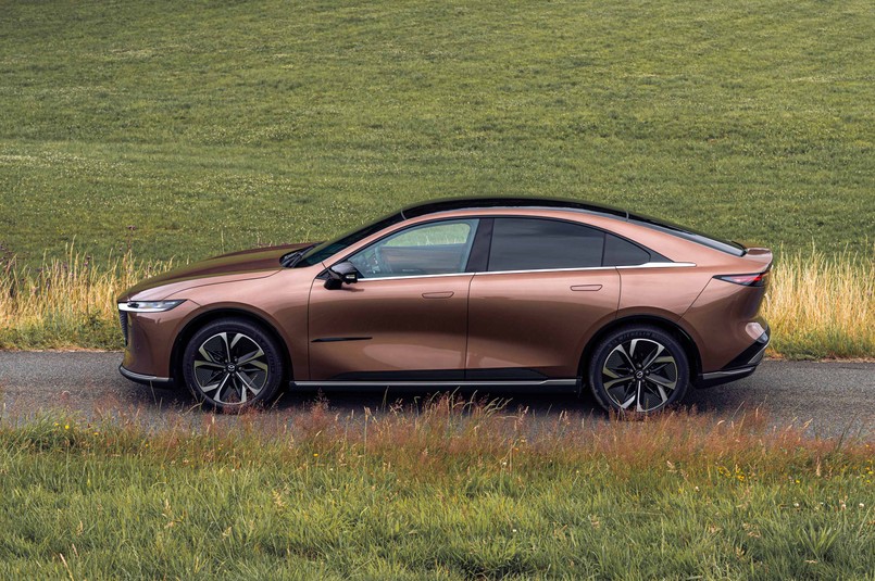 Mazda 6e
