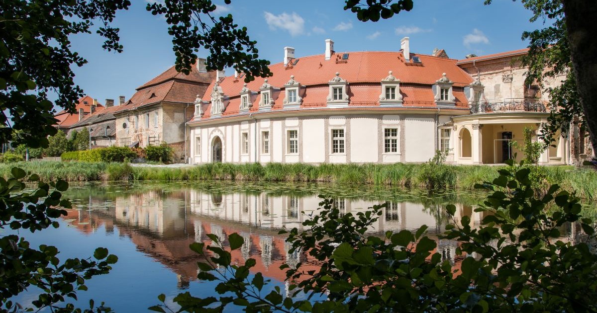 Perła zapomnianego gościńca. Goszcz, miejsce z historią