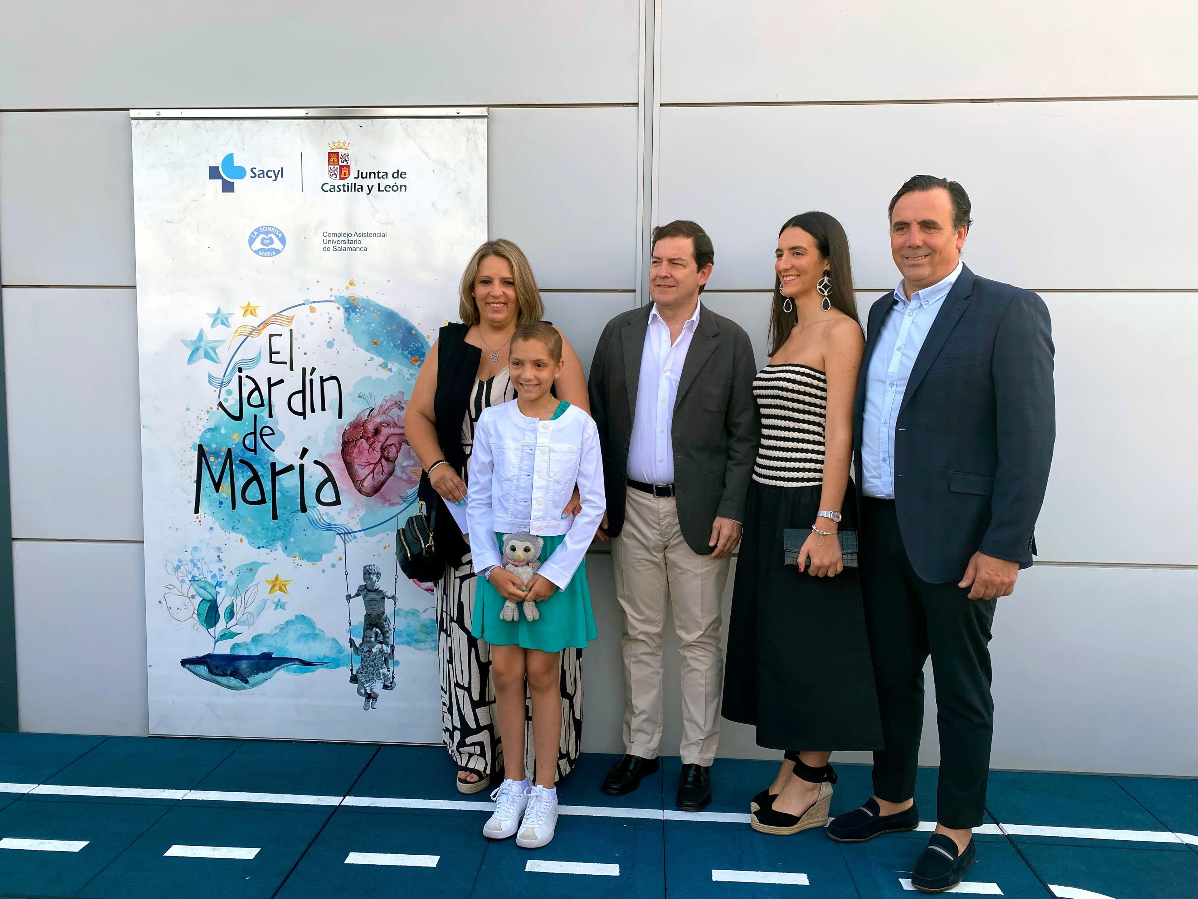 El Hospital de Salamanca inaugura un jardín terapéutico para niños hospitalizados