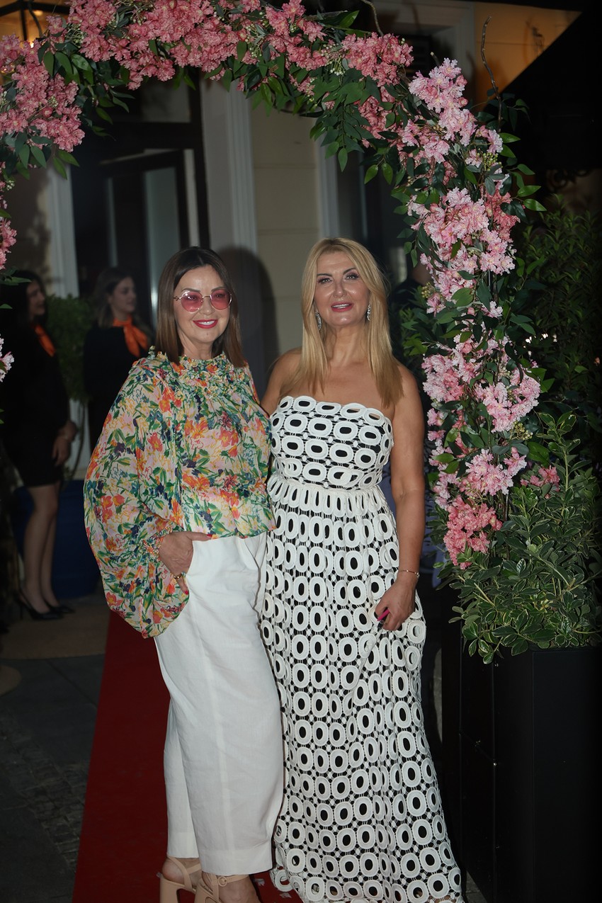 Dragana Katić, Vesna Dedić