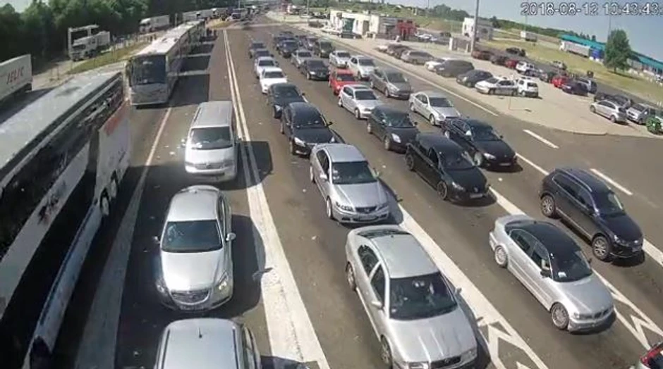 Prelaz na Horgošu: Izlaz iz Srbije