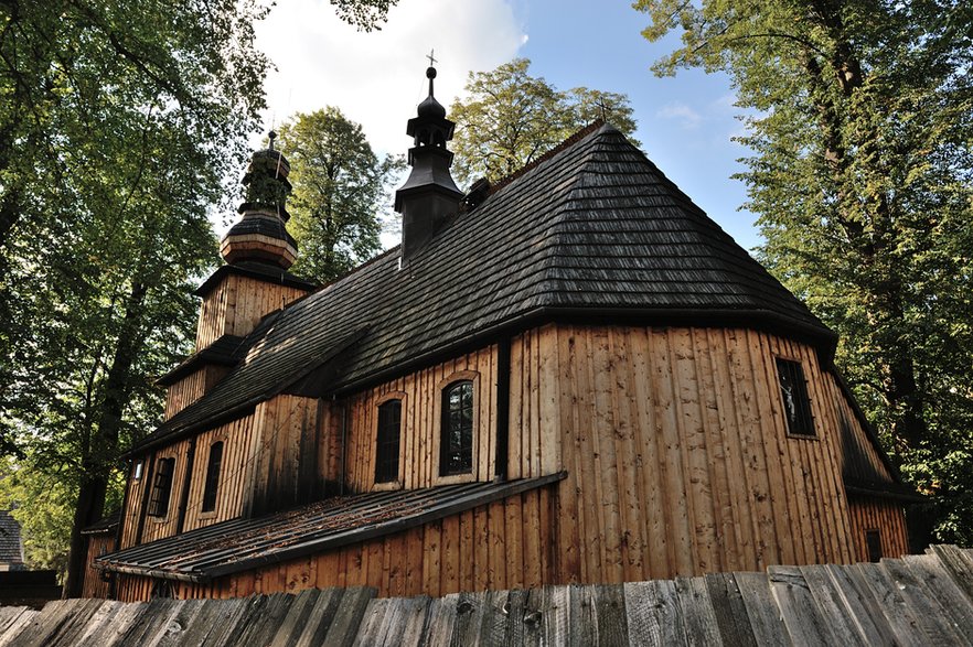 Zabytkowy kościół pw. św. Marii Magdaleny w Kasinie Wielkiej z 1624 r. Tam właśnie w okresie letnim sprawowane są Zagórzańskie Msze św. Fot. Bogdan Skrzekut