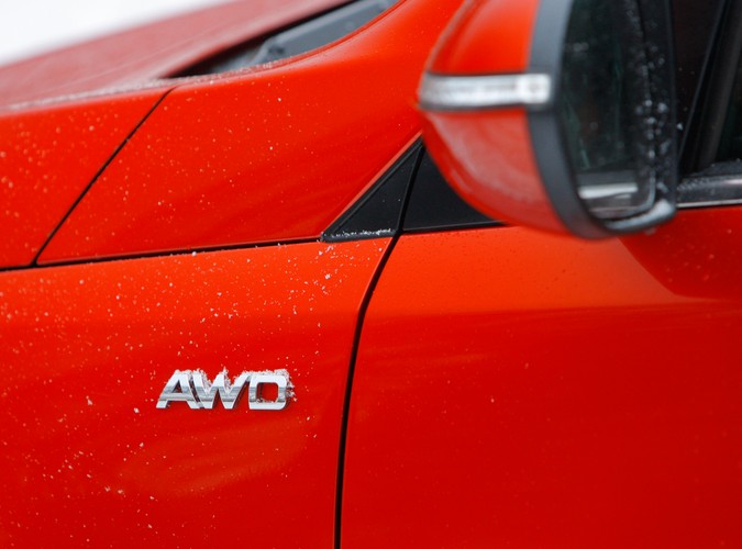 Nowa Kia Sportage to samochód, który swoimi atutami skusił już ponad 3300 Polaków. My sprawdziliśmy w teście wady i zalety tego modelu.