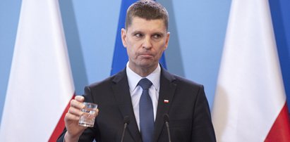 Co ze szkołami w strefach żółtych i czerwonych? Minister wyjaśnia