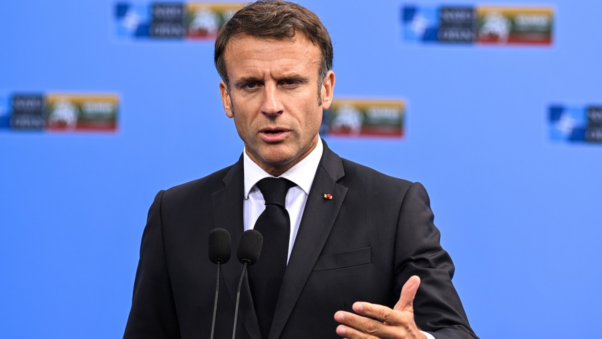 Macron: Francja dostarczy Ukrainie rakiety dalekiego zasięgu 