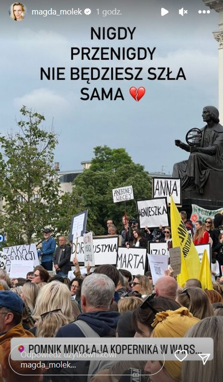 Magda Mołek na proteście kobiet w Warszawie