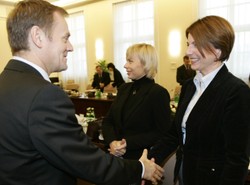 Pitera: Wyznanie premiera o trawce budzi zaufanie