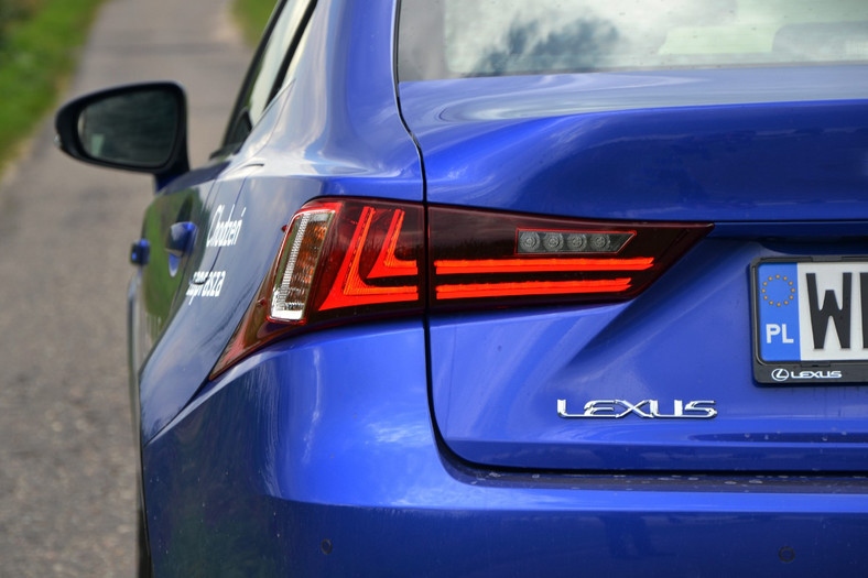 Lexus IS 2013