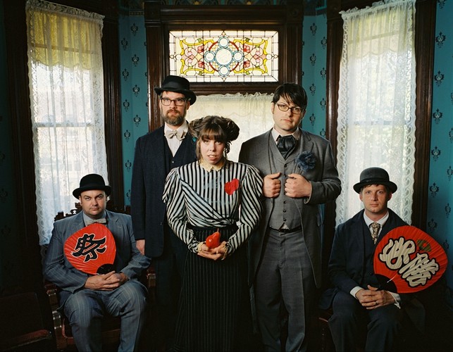 13. The Decemberists<br />Muzycy tego zespołu w pionierski sposób wykorzystali sieći BitTorrent w celu rozpowszechnienia wideo 