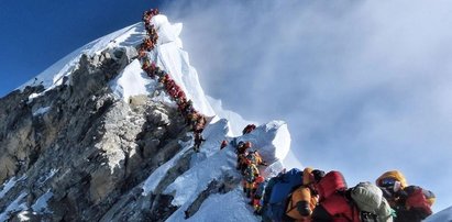 Tłumy na Mount Everest. Nie żyją dwie osoby