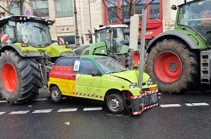 Traktory opanowały Berlin, byliśmy na miejscu. Pojawiły się niebezpieczne hasła