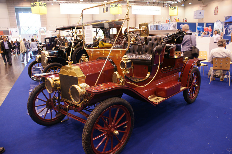 Techno Classica Essen 2013 – zabytkowe auta mają duszę