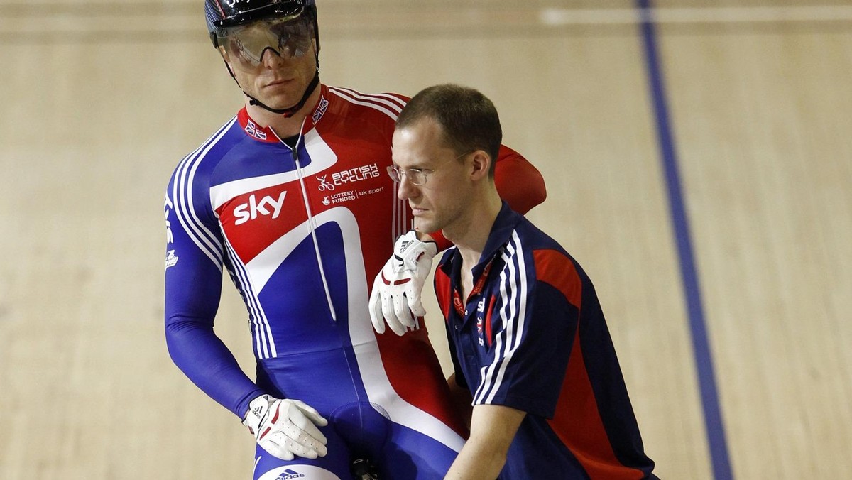 Damian Zieliński awansował do 1/8 finału sprintu mężczyzn podczas torowych  mistrzostw Europy elity Warszawa/Pruszków 2010. Wielką sensacją była porażka Brytyjczyka Chrisa Hoya, którego wyprzedził 24. zawodnik eliminacji - Irlandczyk Felix English.