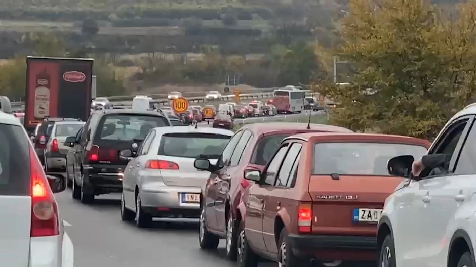 Vozači bi trebalo da koriste Gugl mape kako bi izbegli gužve