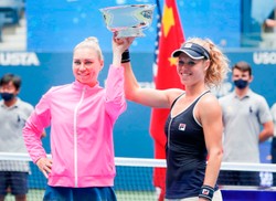 US Open: Po ośmiu latach Zwonariewa znów triumfuje w deblu