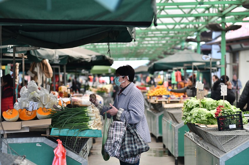 Pijace samo do 15 časova