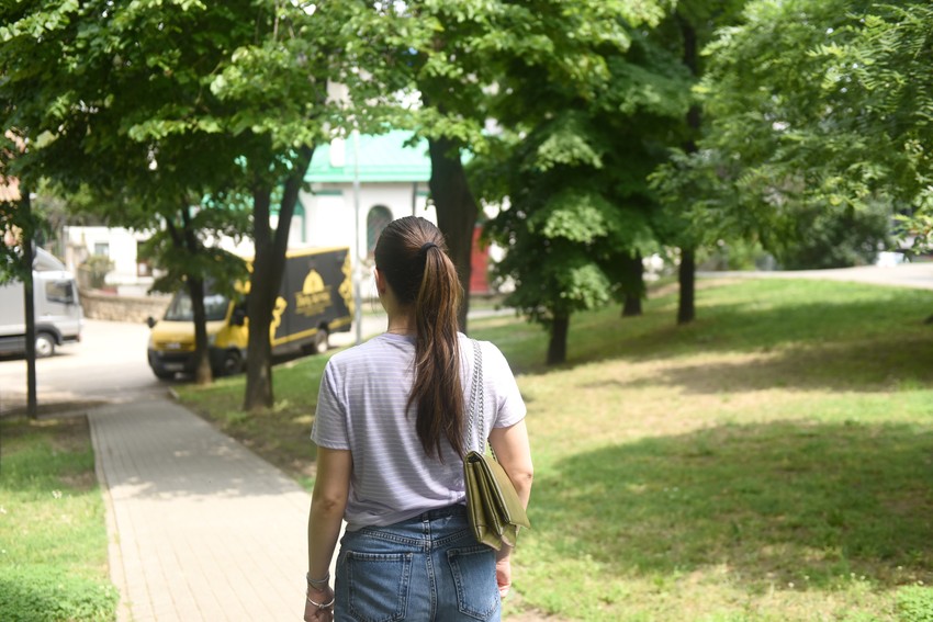 "Grebale su me, uplele mi se u kosu... jezivo!"