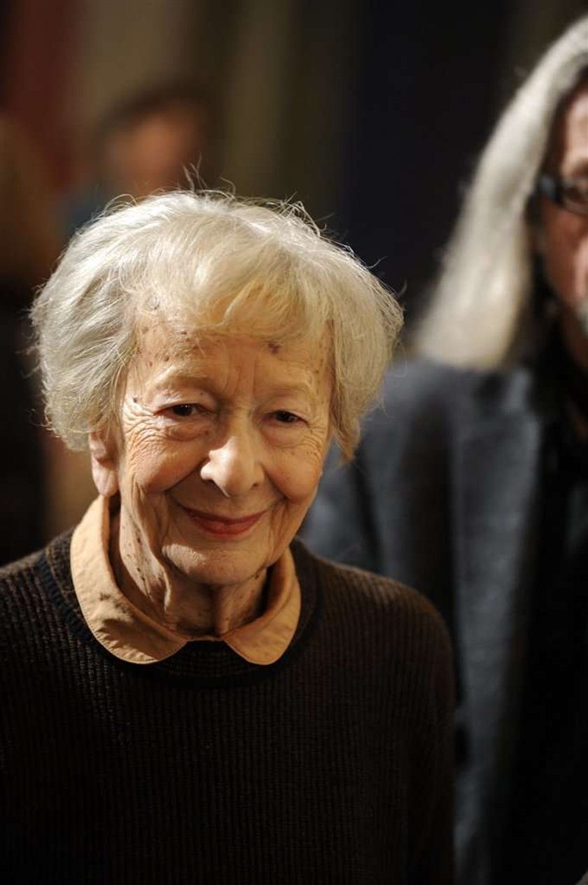 Szymborska chciała w testamencie fundacji