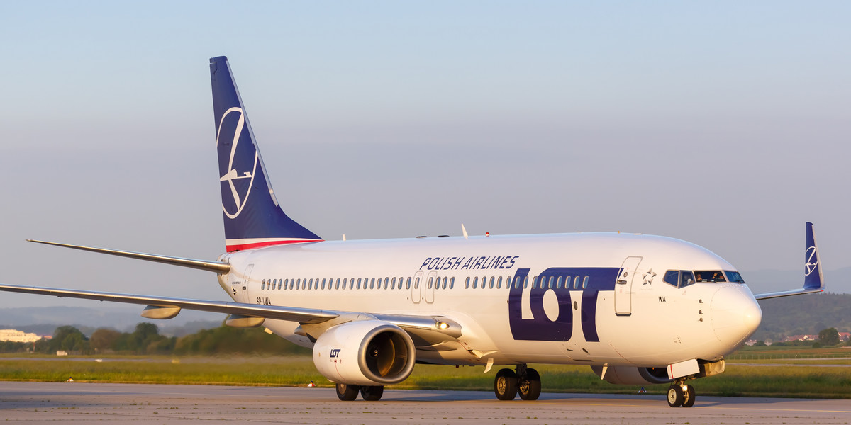 Tuż przed startem z Petersburga samolot PLL LOT z Andriejem Piwowarowem na pokładzie został zawrócony na stanowisko postojowe. 