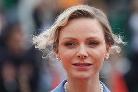 Princeza Šarlin RAZORUŽALA MONAKO U "MASLAČAK" HALJINI koja slavi ženstvenost: Nežno izdanje svakog pretvara u ISTINSKU DAMU