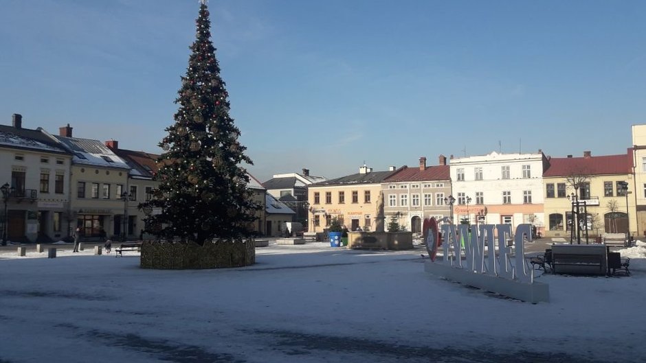 Choinkę odpalą, ale lodowiska już nie