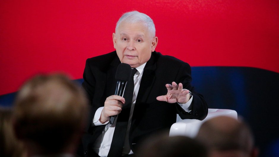 Prezes Prawa i Sprawiedliwości Jarosław Kaczyński podczas spotkania z mieszkańcami Ełku