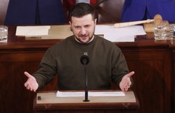 Zełenski przed połączonymi izbami Kongresu USA: Ukraina nie upada. Ukraina żyje i walczy!