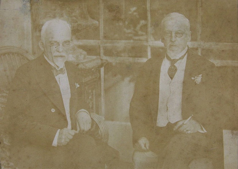 Henryk Sienkiewicz wraz ze swoim przyjacielem Antonim Osuchowskim, z którym prowadził ożywioną korespondencję (fot. Pałacyk Henryka Sienkiewicza w Oblęgorku)