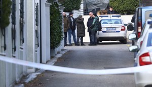 Kuća Zdravka Čolića bačena bomba